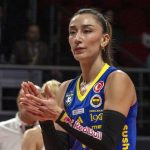 Hande Baladın’ın ayak bileğinde bağ yaralanması ve ödem tespit edildi