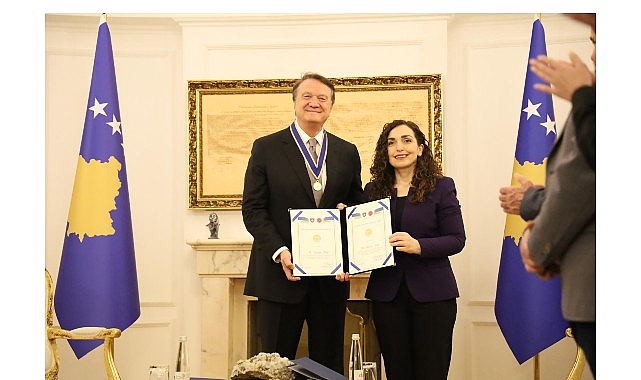 HASAN ARAT’A KOSOVA’dan BÜYÜK ONUR