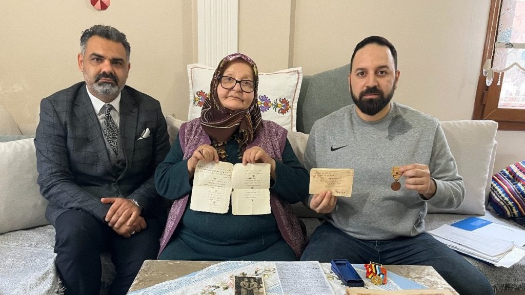 Hatay’da şehit babasının mektupları ona emanet