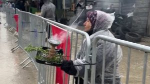 Hatay’da slogan atmak isterken kendini yaktı: ‘Abla yanıyorsun’ uyarısına aldırış etmedi