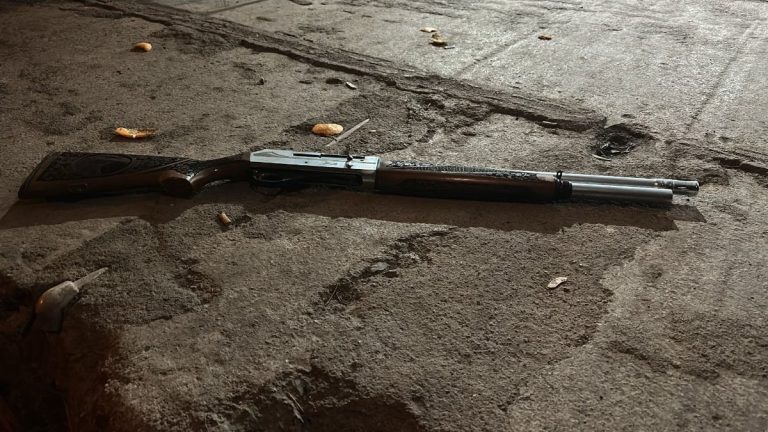 Hatay’da yılbaşı kutlaması hayrete düşürdü: Havaya ateş açtı