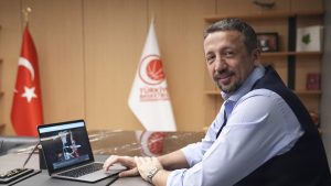 Hidayet Türkoğlu, AA’nın “Yılın Kareleri” oylamasına katıldı