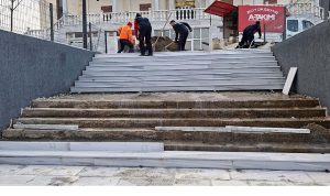 İbadethaneler yenileniyor, manevi atmosfer güçleniyor