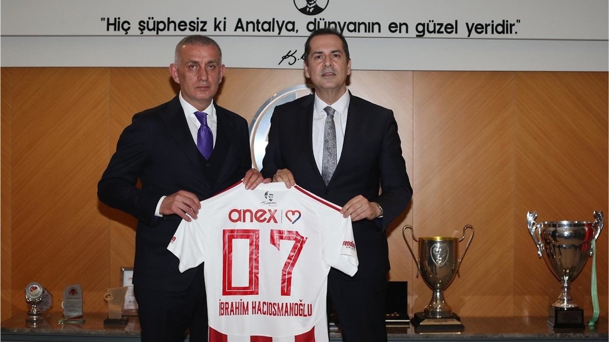 İbrahim Hacıosmanoğlu’ndan Antalyaspor’a ziyaret
