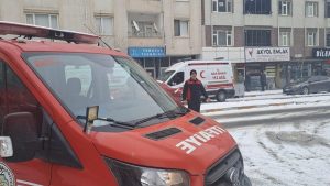 Iğdır’da asansör faciası: Anne ve kızı yaralandı