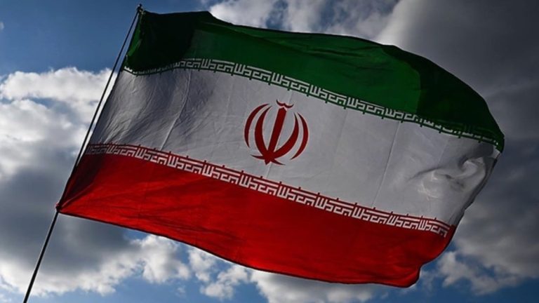 İran: ABD saldırırsa, hem İsrail hem de ABD üsleri meşru hedefimiz olacaktır