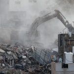 İsrail Gazze’de hava saldırıları ve topçu atışlarıyla düzenledi