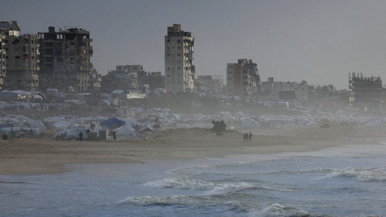 İsrail’in Gazze’deki saldırılarında 2 Filistinli hayatını kaybetti