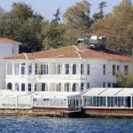 İstanbul Boğazı’ndaki 200 yıllık tarihi yalı rekor fiyata satışa çıktı