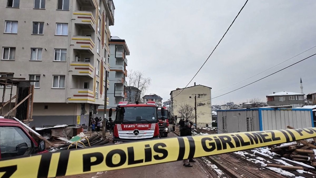İstanbul’da 5 katlı binada çıkan yangında 12 kişi kurtarıldı