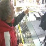 İstanbul’da kuyumcu soyup metrobüse binen şahıs yakalandı