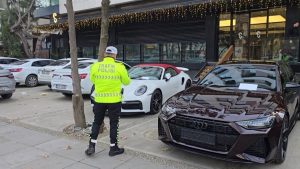 İstanbul’da oto galericiden 11 milyarlık vurgun: Lüks araçlara el konuldu