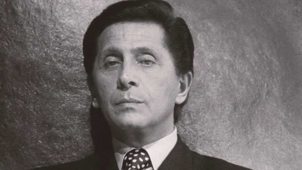 İtalyan moda tasarımcısı Valentino Garavani hayatını kaybetti