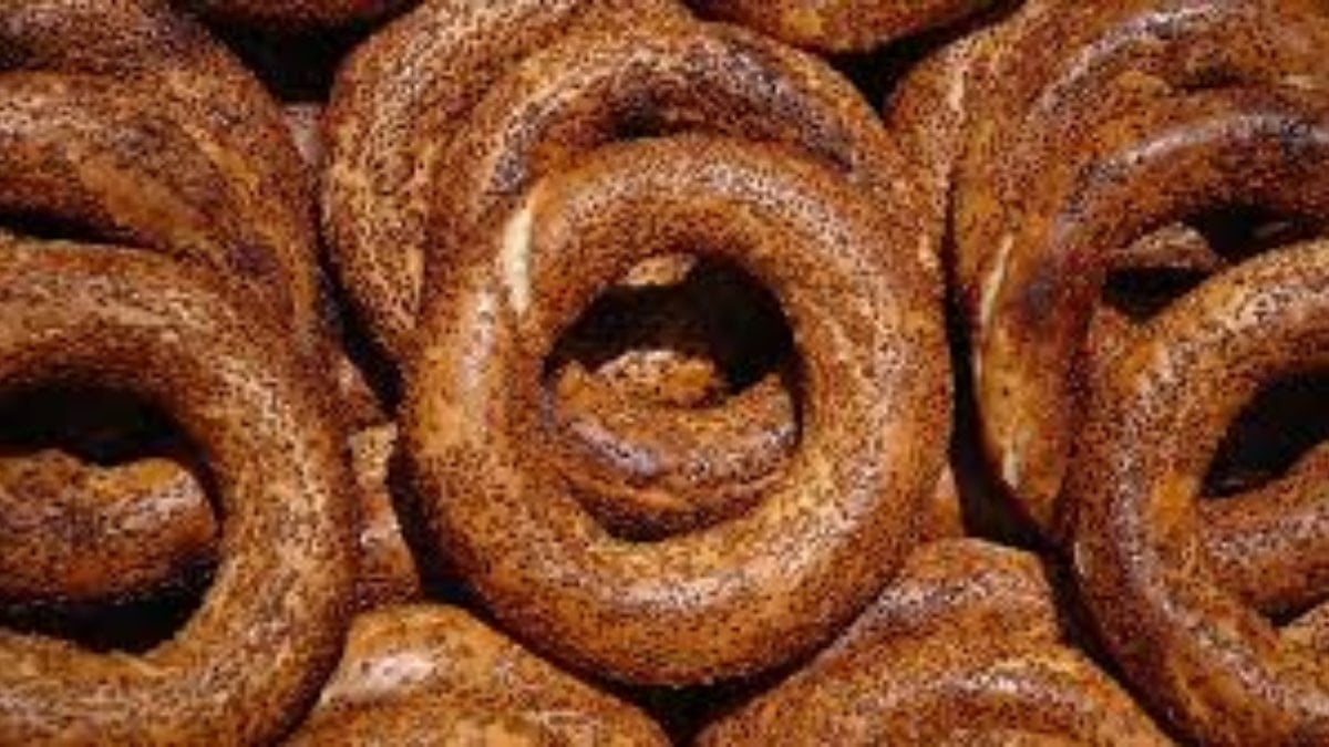 İzmir gevreğinde yeni fiyat: 20 TL’den satışa sunulmaya başlandı