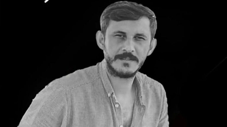 İzmir’de otobüsü sollamak isterken kaza yaptı: Motosiklet sürücüsü hayatını kaybetti