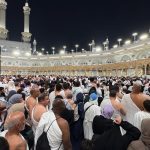 Kabe’de yeni yılın ilk saatlerinde tarihi yoğunluk