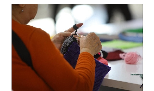 Karabağlar’dan İlmek İlmek Dayanışma