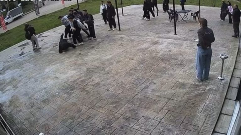 Karabük’te akran zorbalığına duyarlı esnaf müdahale etti