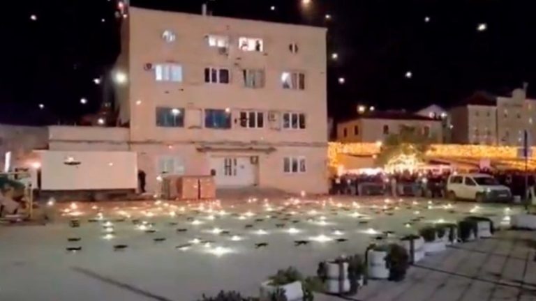 Karadağ’da yılbaşı gösterisi hüsranla bitti: 600 drone kontrolden çıktı