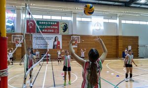 Karşıyaka Belediyesi’nden voleybol turnuvası