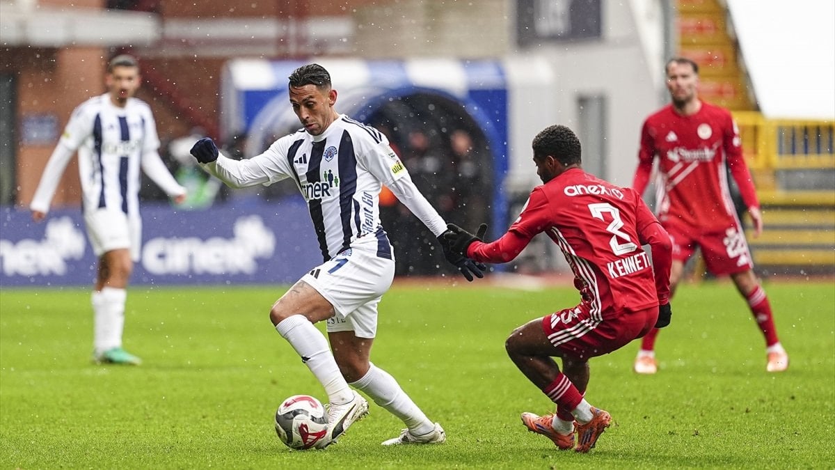 Kasımpaşa – Antalyaspor maçında gol sesi çıkmadı