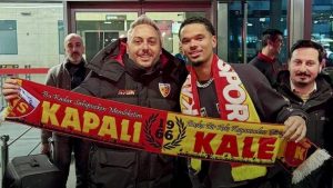Kayserispor’a Manchester City’den transfer: Katongo şehre geldi
