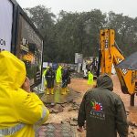 Kemer Belediyesi aralıksız çalışıyor