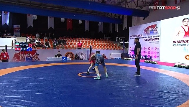 Kemer’de güreş etkinliği