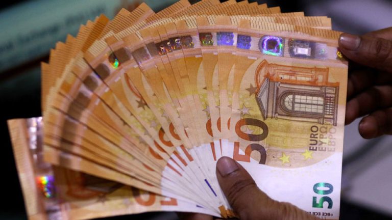 Kocher: Euro değer kazanmaya devam ederse AMB harekete geçmek zorunda kalacak