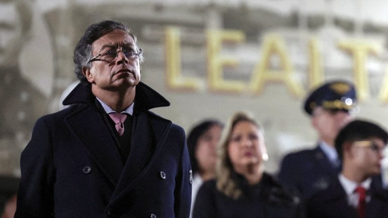 Kolombiya Cumhurbaşkanı, ABD’nin olası atağına halkın tepki vereceğini savundu