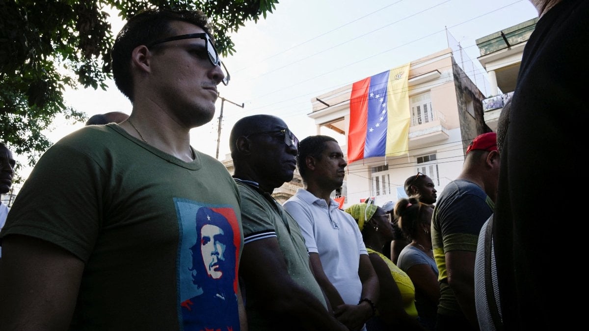 Küba: ABD’nin Venezuela’ya saldırısında 32 vatandaşımız hayatını kaybetti