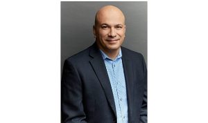 Lenovo’dan çığır açacak yenilik yapay zeka yol arkadaşı; QIRA