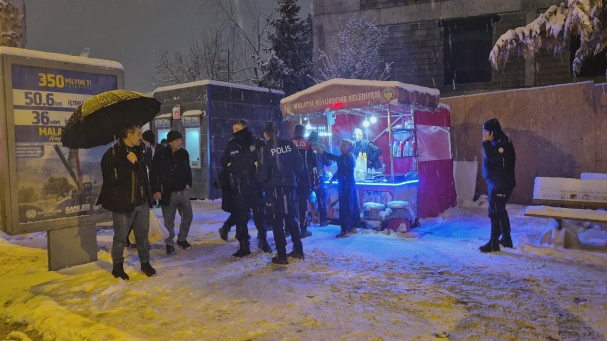 Malatya’da mısır tezgahı önündeki kavgada kan aktı: 19 yaşındaki genç kız yaşamını yitirdi