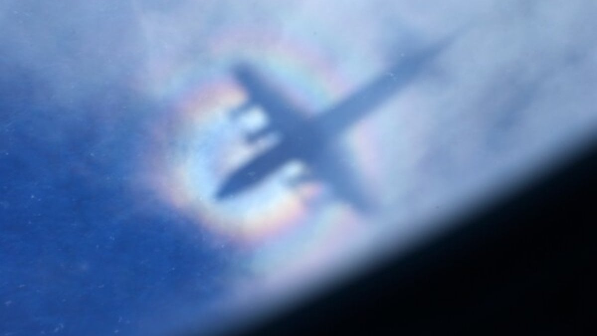 Malezya’nın kayıp yolcu uçağı için arama çalışmaları yeniden başladı