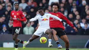Manchester United, Leeds United engelini aşamadı