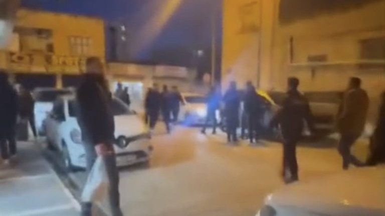 Mardin’de silahlı ve sopalı park yeri kavgasında 3 kişi yaralandı