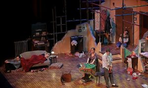 Masum Bir Kutlamadan Etik Bir Çöküşe: “Sevgili Yelena Sergeyevna”