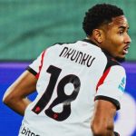 Milan, Floransa’da son anda puanı kaptı