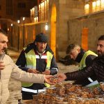 Miraç Gecesi’nde Kandil Simidi ve Şerbet Dağıtıldı