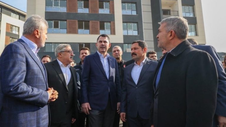 Murat Kurum’un katılımıyla yarın Antalya’da 13 bin 213 konutun kurası çekilecek