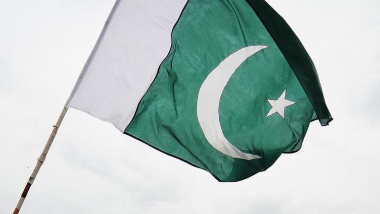 Pakistan’da yeni yıl kutlamaları kabusa döndü: 25 yaralı