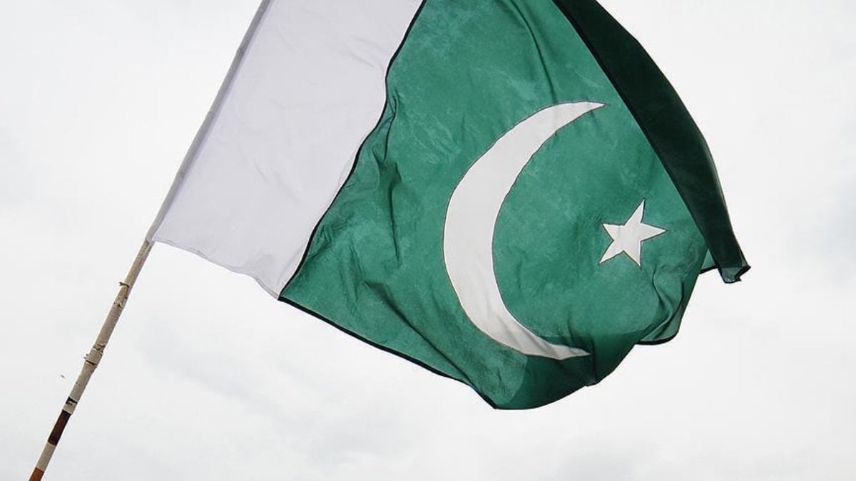 Pakistan’da yeni yıl kutlamaları kabusa döndü: 25 yaralı