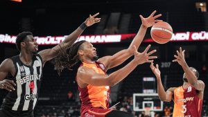 Pota derbisinde Galatasaray, Beşiktaş’ı devirdi