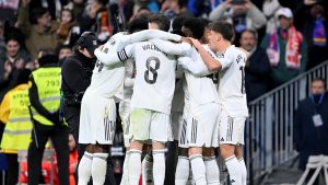 Real Madrid, Barcelona’nın yenildiği haftada zirveye yaklaştı