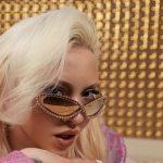 Şarkıcı Ece Seçkin Finlandiya’ya gitti