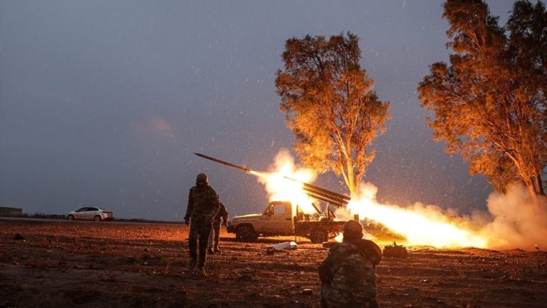 SDG, Tabka’dan çekilerken infaz ve ihlaller gerçekleştirdi