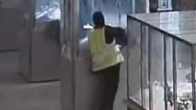 Soyulan Louvre Müzesi’nden yeni görüntüler