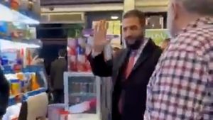 Suikast iddialarının ardından Cumhurbaşkanı Ahmed Şara Şam’da markette görüntülendi