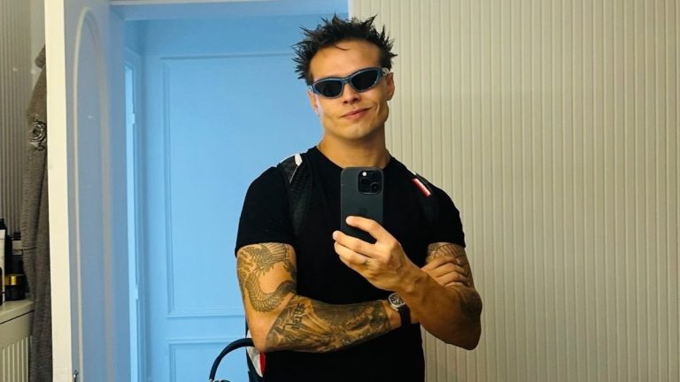 Survivor Murat Ceylan ve sevgilisini de Dominik’e götürdü! Yeni kare var