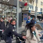 Tekirdağ’da trafikte tehlikeli anlar: Araçların önüne atladı